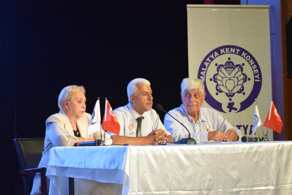Başkan Er: Katil İsrail’i lanetliyorum
