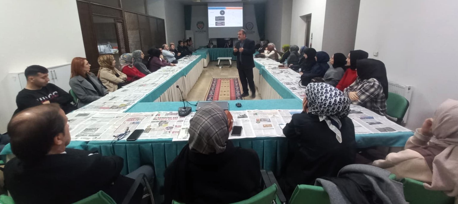 Fotoğraf Severler “Fotoğraflıyorum” Söyleşi Programı ile Bir Araya Geldiler