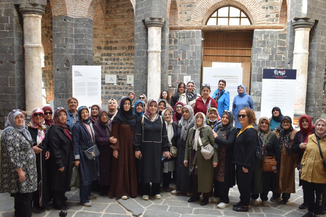 Malatya Kent Konseyi Kadın Meclisi’nden Diyarbakır Gezisi
