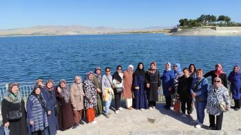 Malatya Kent Konseyi Kadın Meclisi Kırkgöz Sahil Park’ta Bir Araya Geldi
