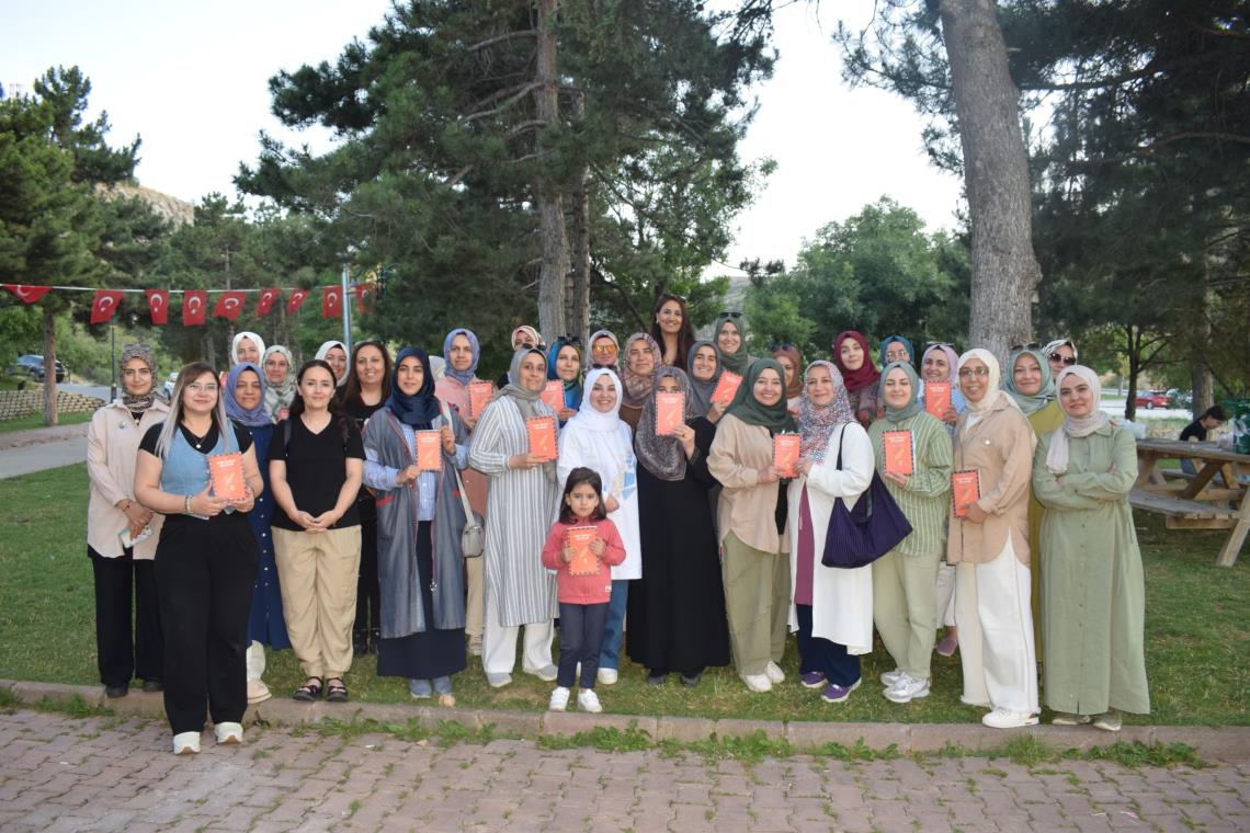 ŞEHİRLERİ DEĞERLİ KILAN SADECE MİMARİ YAPILAR DEĞİL, İÇİNDE YAŞAYAN NİTELİKLİ İNSANLARIN VARLIĞIDIR