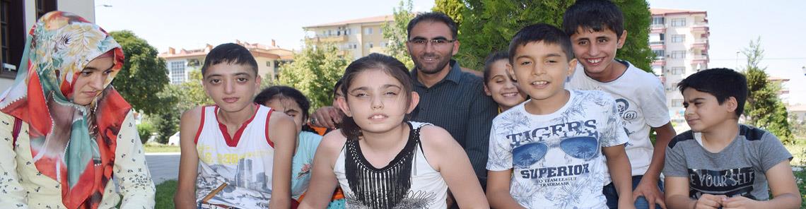 Görme Engelli Çocukların At Binme Keyfi