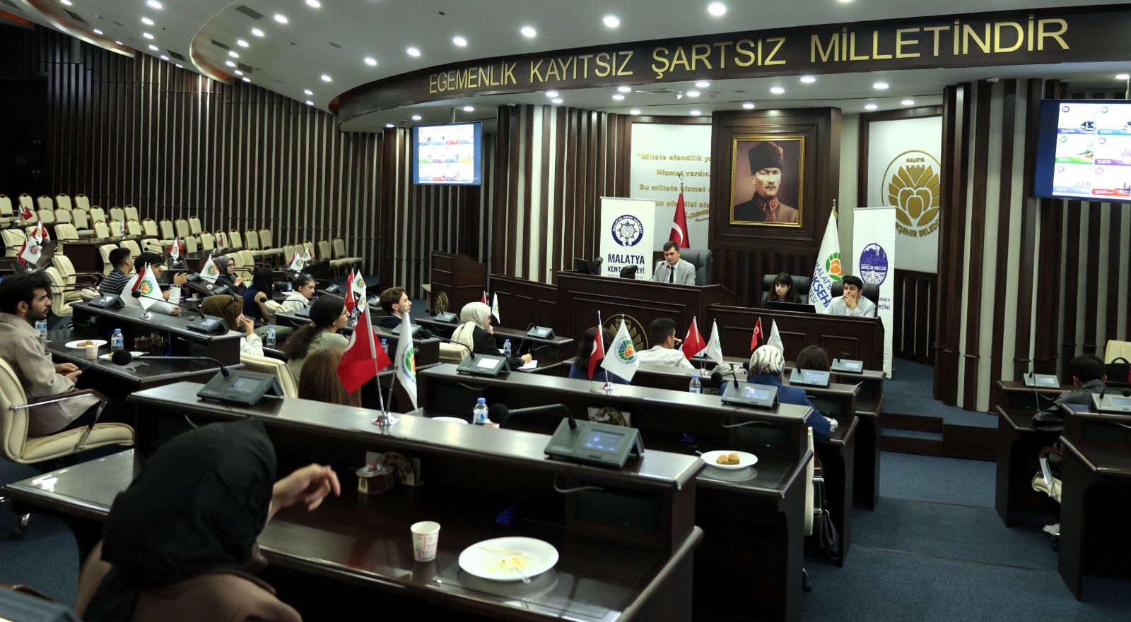 Malatya Kent Konseyi Gençlik Meclisi Yeni Dönemin İlk “Genç Meclis” Toplantısını Gerçekleştirdi