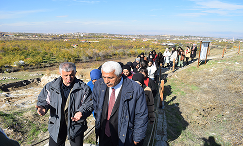MALATYA KENT KONSEYİ KÜLTÜREL VE SOSYAL GEZİLER DÜZENLEMEYE DEVAM EDİYOR